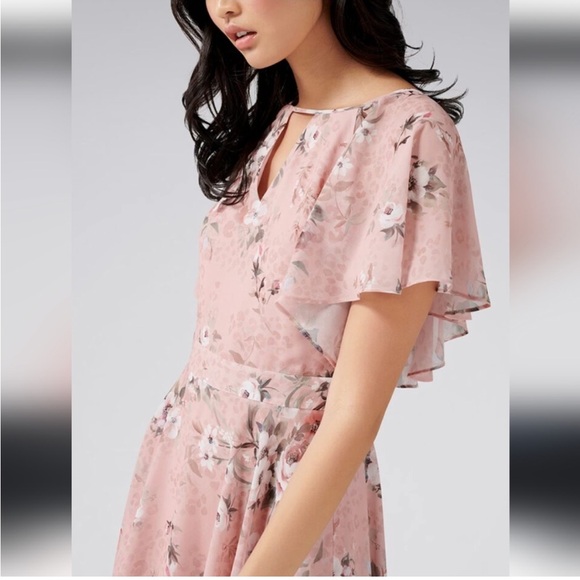 Evernew Melbourne Venice Flutter Sleeve Dress - Picture 3 of 8